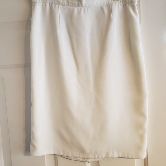 3 piece Skirt Suit - Picture 4 of 7